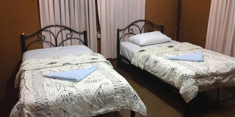 Soutchai Hostel And Tour Company 巴色 外观 照片